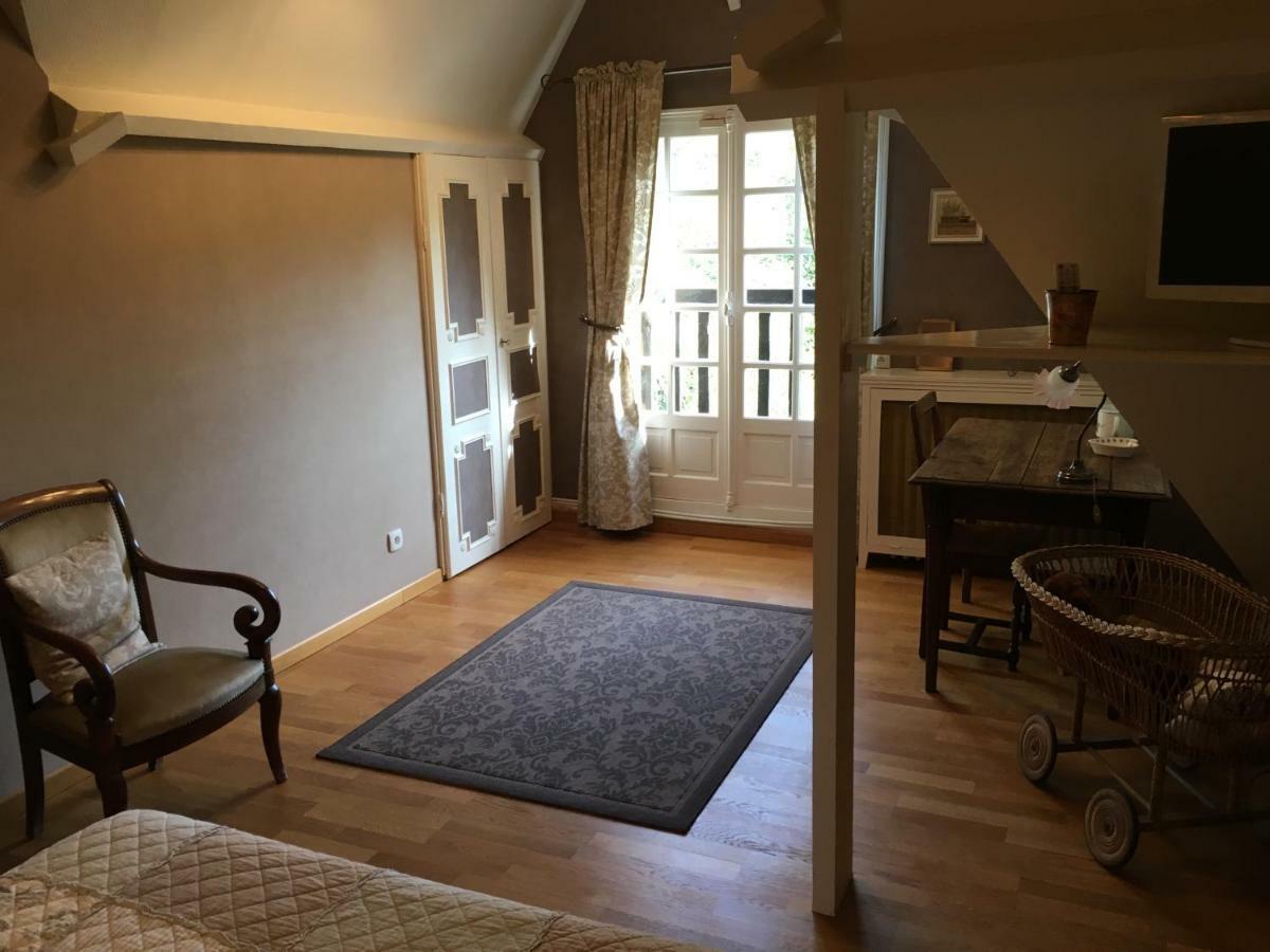 L'Ile Normande Bed & Breakfast Hardencourt-Cocherel Екстериор снимка